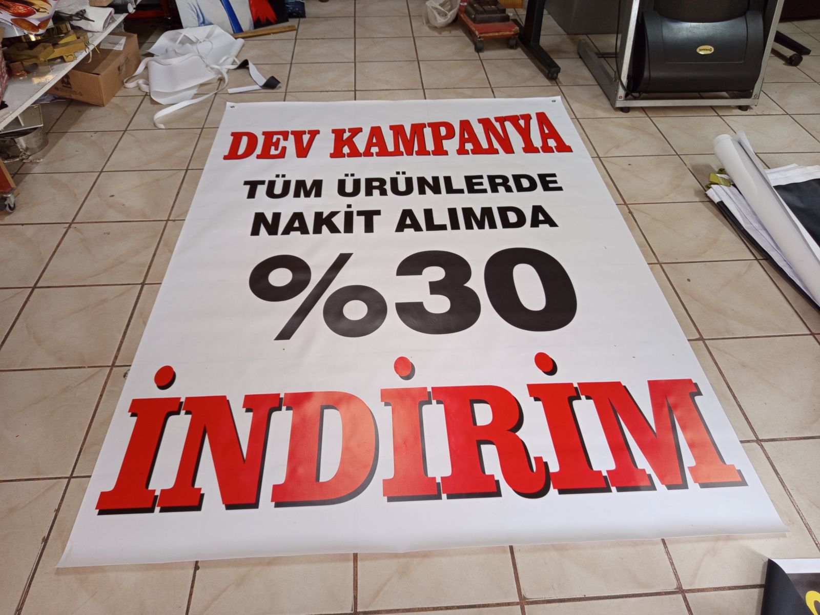 esenyurt dijital baskı merkezi, afişçi, vinil afiş, pankart,